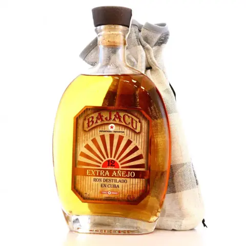 Trandformando Bajacu Extra Añejo